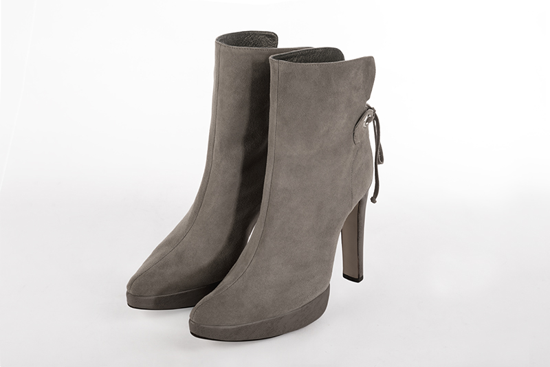 Taupe brown women's ankle boots with laces at the back. Tapered toe. Very high slim heel with a platform at the front. Front view - Florence KOOIJMAN